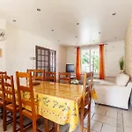 Sam Suffy - 10 Personnes Villa *