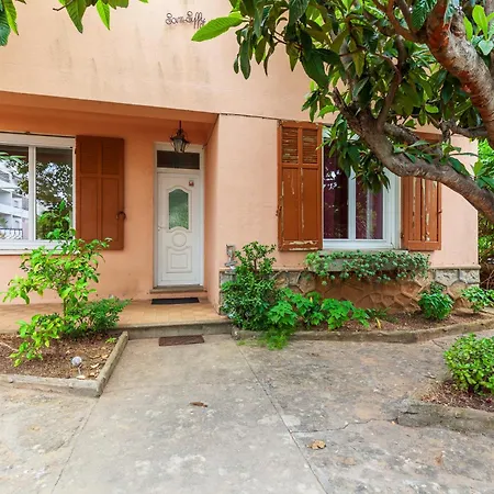 Villa Sam Suffy - 10 Personnes *