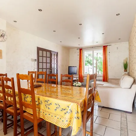 Sam Suffy - 10 Personnes Vila *